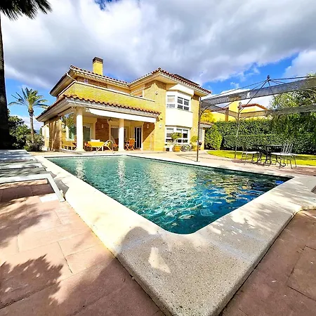 Catalunya Casas Port Aventura,golf, Costa Dorada At Your Doorstep 빌라 *